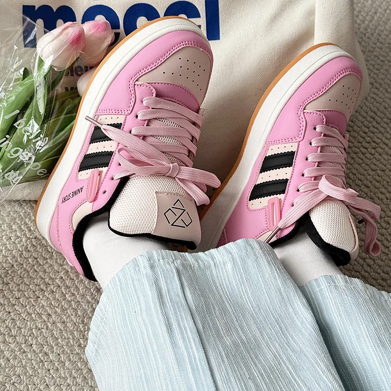 Wooden Rabbit Low Top Skateboard Shoes Unisex-33