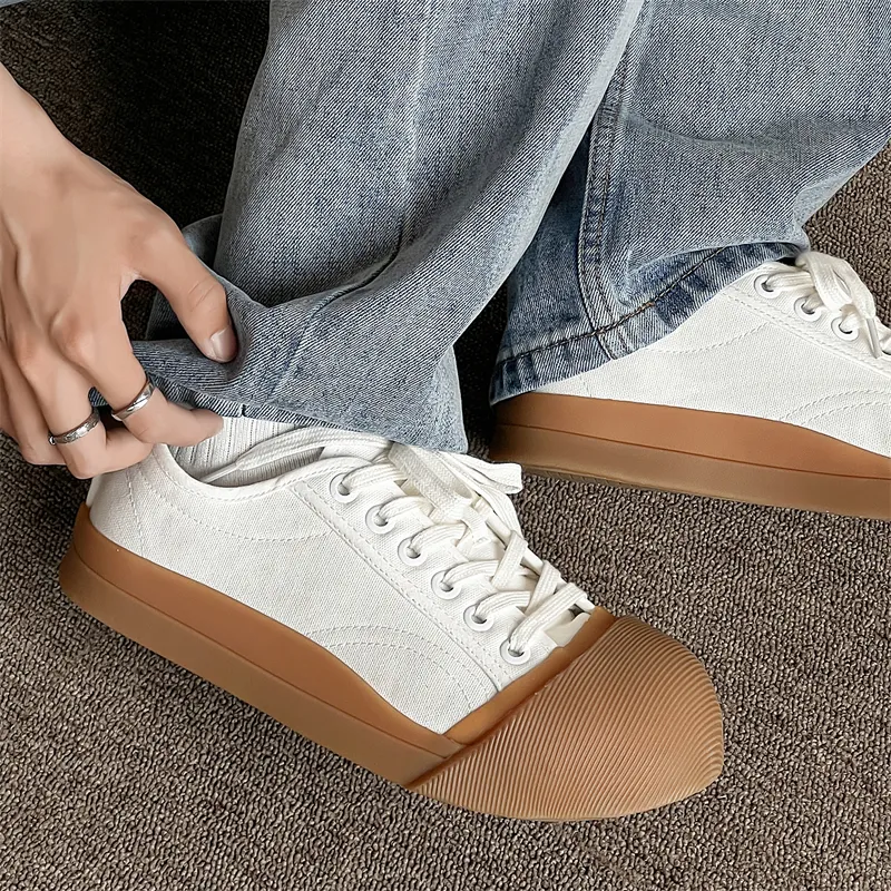 Wooden Rabbit Anti Slip Wear Resistant Low Top Canvas Shoes Unisex-4