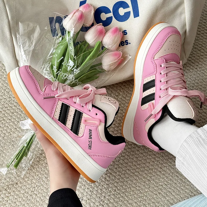 Wooden Rabbit Low Top Skateboard Shoes Unisex-32