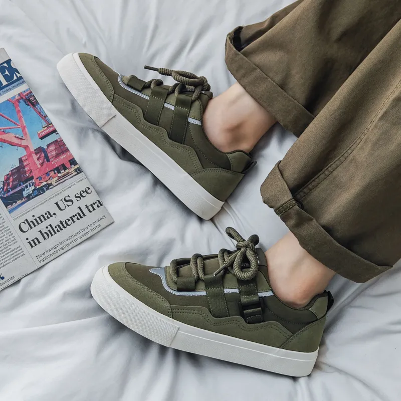 Wooden Rabbit Anti Slip Wear Resistant Low Top Canvas Shoes Men's-8
