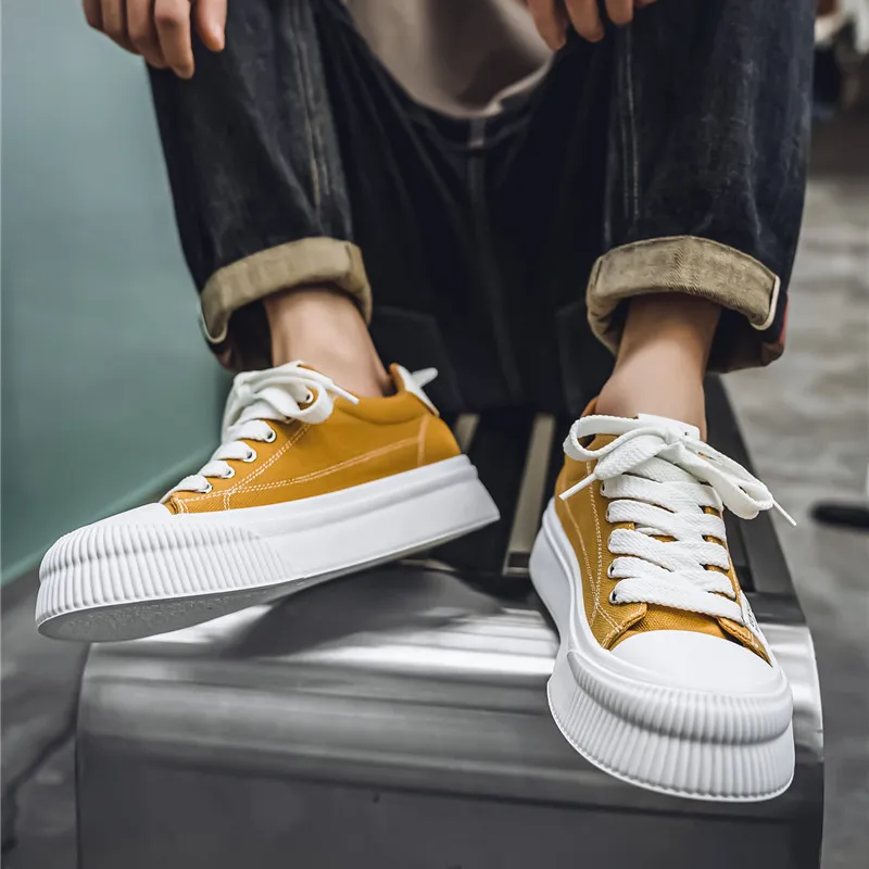 Wooden Rabbit Low Top Canvas Shoes Men's-8