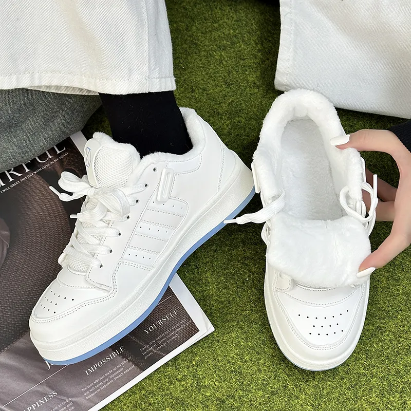 Wooden Rabbit Low Top Skateboard Shoes Unisex-72
