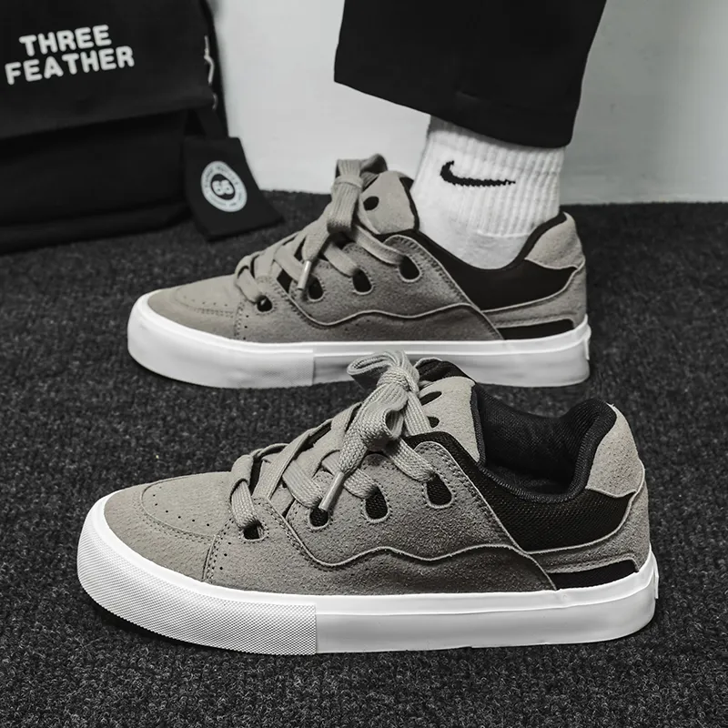 Wooden Rabbit Abrasion Resistant Slip Resistant Low Top Skateboard Shoes Unisex-32