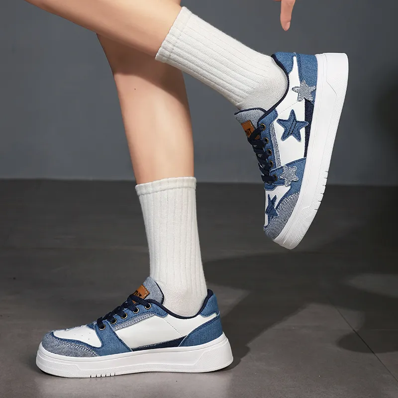 Wooden Rabbit Low Top Skateboard Shoes Unisex-15