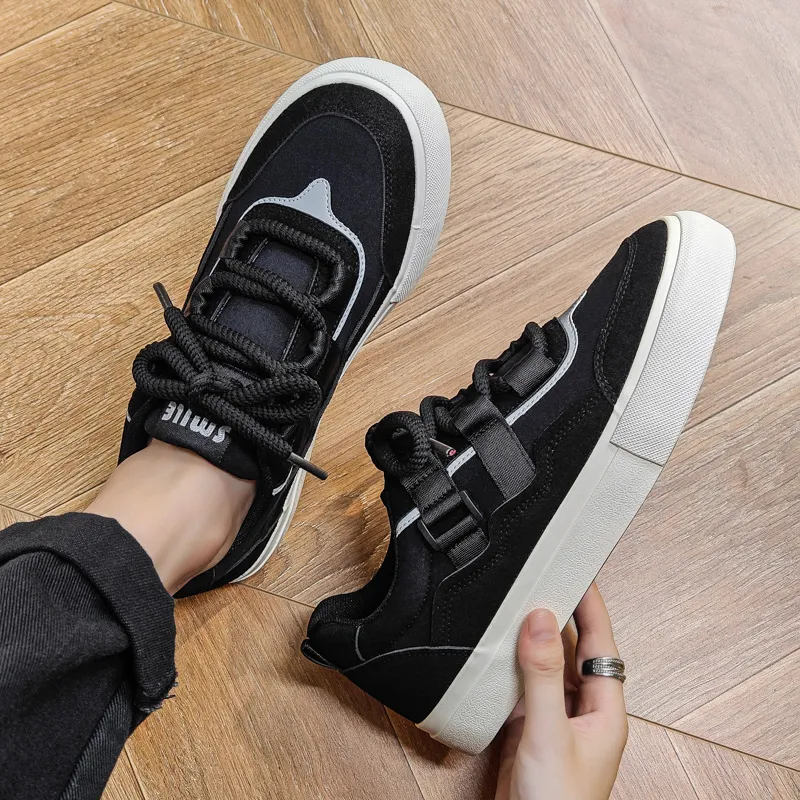 Wooden Rabbit Anti Slip Wear Resistant Low Top Canvas Shoes Men's-1