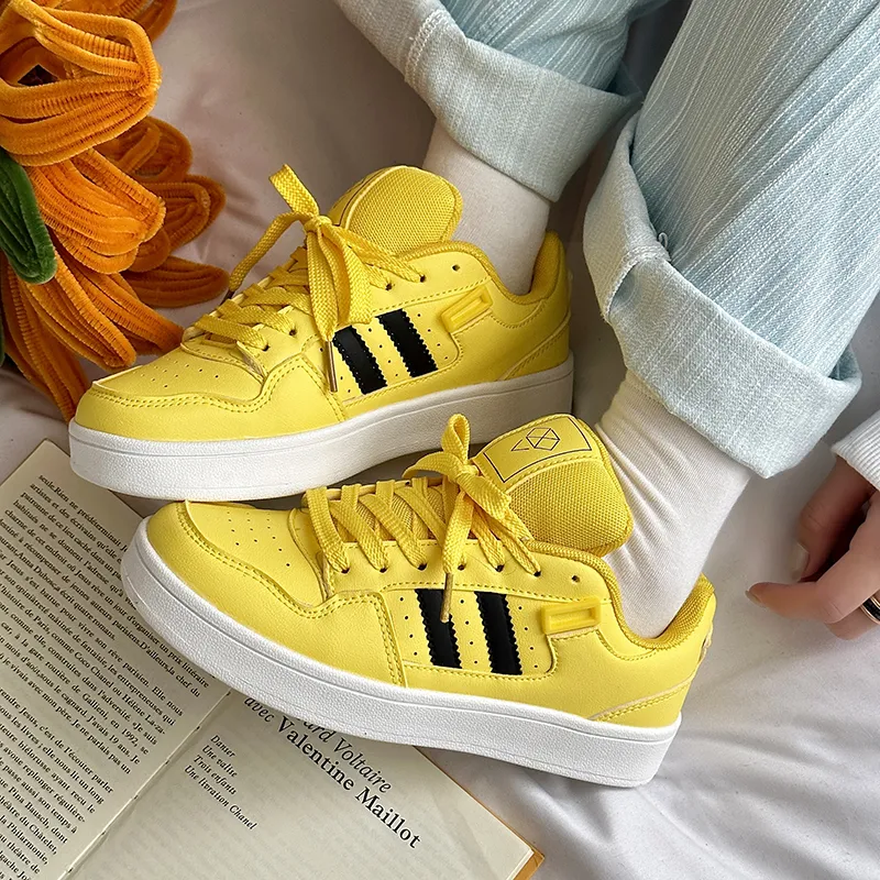 Wooden Rabbit Low Top Skateboard Shoes Unisex-2