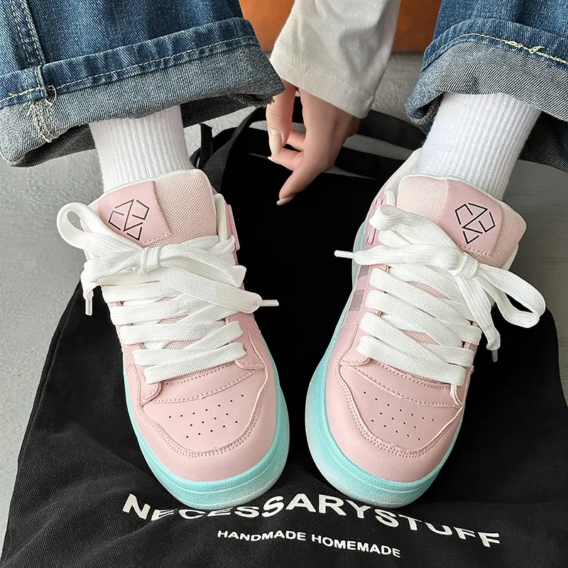 Wooden Rabbit Low Top Skateboard Shoes Unisex-28