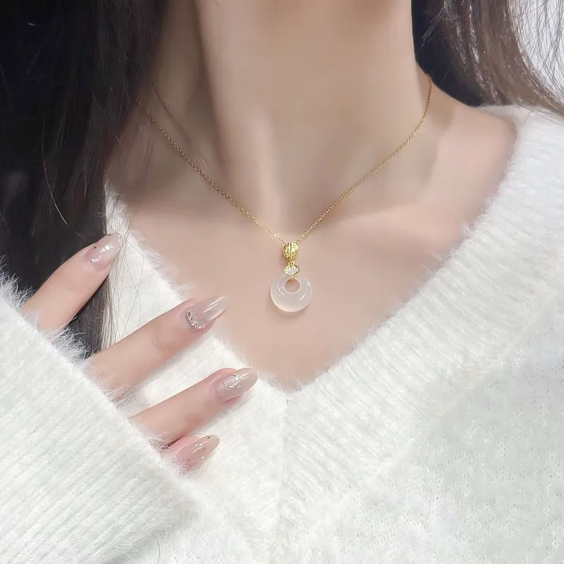 Love Link Processing Chalcedony Necklaces Women's-2