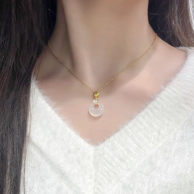Love Link Processing Chalcedony Necklaces Women's-1
