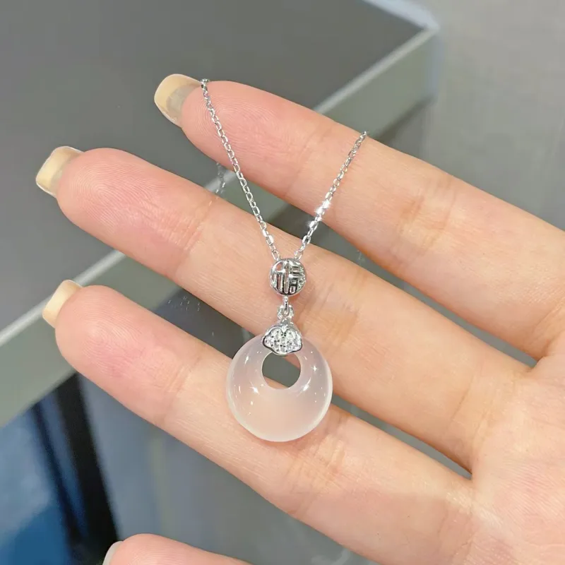 Love Link Processing Chalcedony Necklaces Women's-9