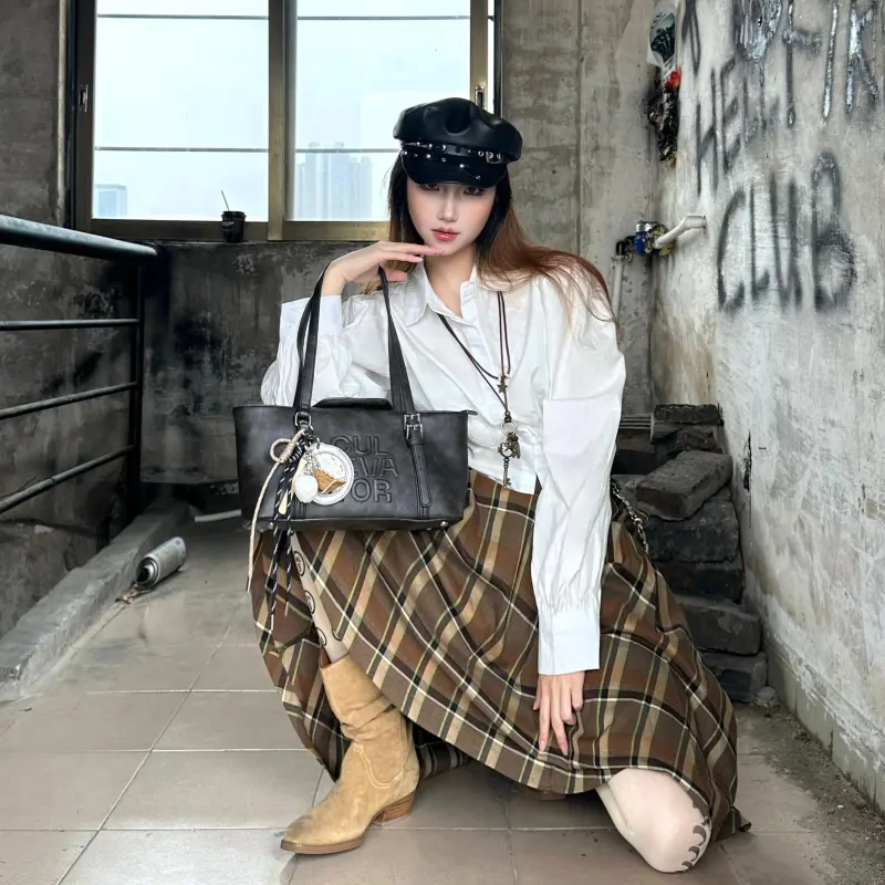 CULTIVATOR PU Shoulder Bag Medium Size Women's Multicolor-6