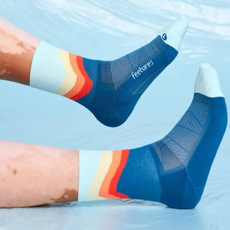 FEETURES Unisex Running Socks-2