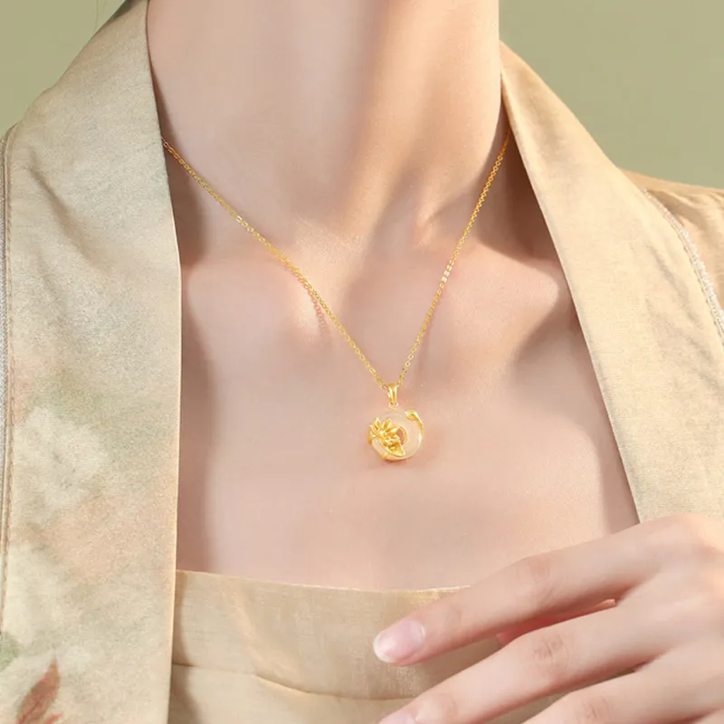 LIU GUI FU JEWELRY Natural Chalcedony Jade Necklaces Women's-1