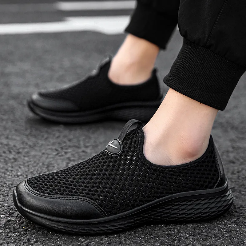 Warrior Breathable Lightweight Low-Top Casual Shoes Unisex-19