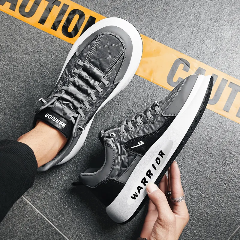 Warrior Low-Top Casual Shoes Men's-30