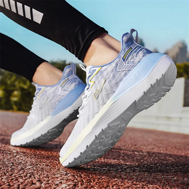 Warrior Cushioning Lightweight Low-Top Running Shoes Men's-6
