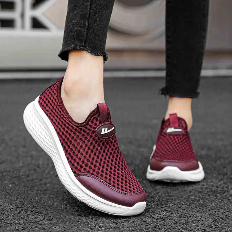 Warrior Breathable Lightweight Low-Top Casual Shoes Unisex-26
