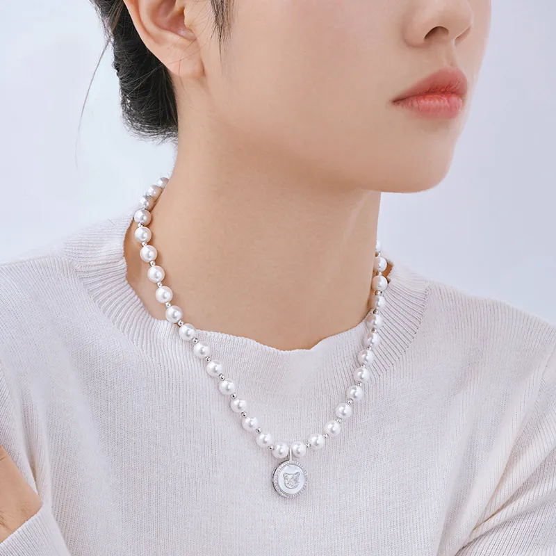 PEACE & CAT White Shell Necklaces Women's-3