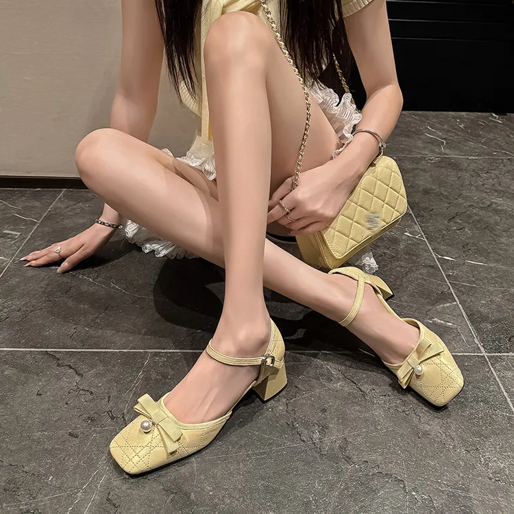 Schilling Chunky Heel High Heels Women's-1