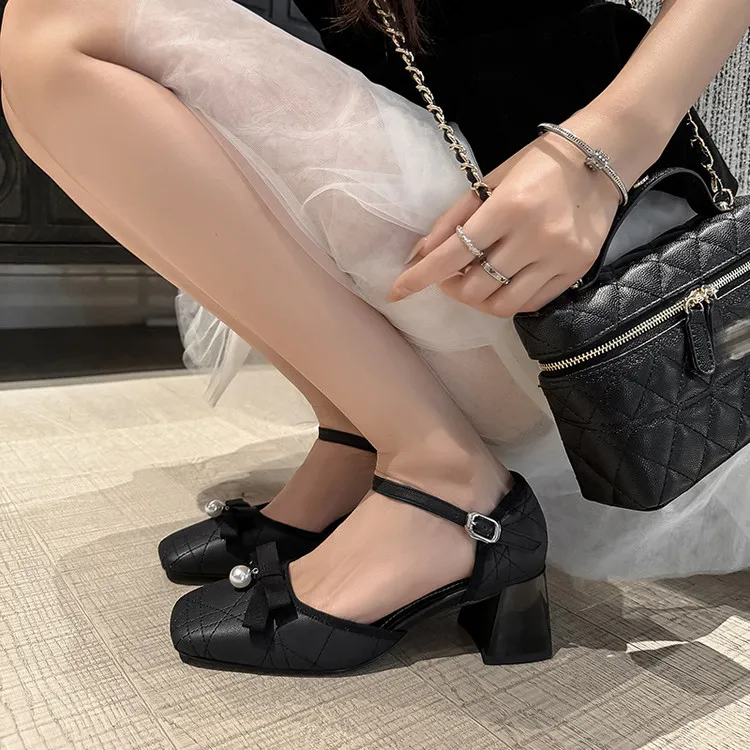 Schilling Chunky Heel High Heels Women's-6