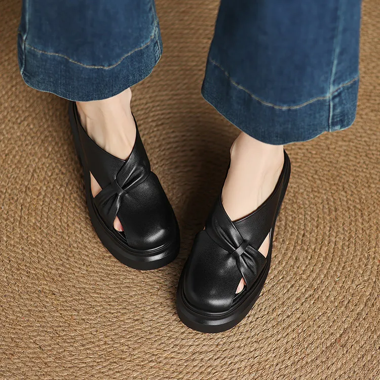 Schilling Closed Toe Slippers Women's-7