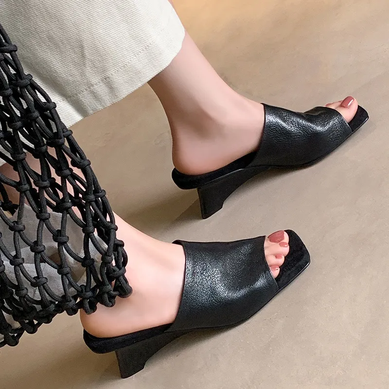 Schilling Slip Resistant Quick Dry Slide Slippers Women's-8