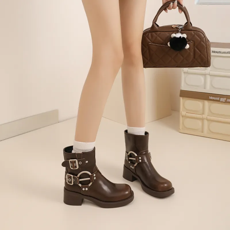 Earl Cat Ankle Boots Women's-9
