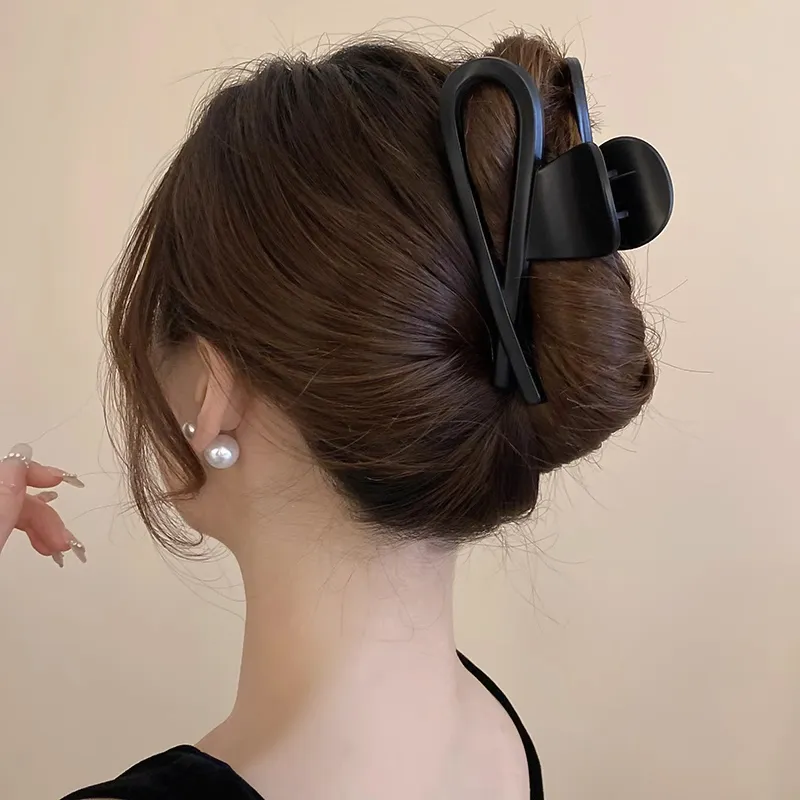 JIANYINGSHU Acrylic Hair Clips Women's-18