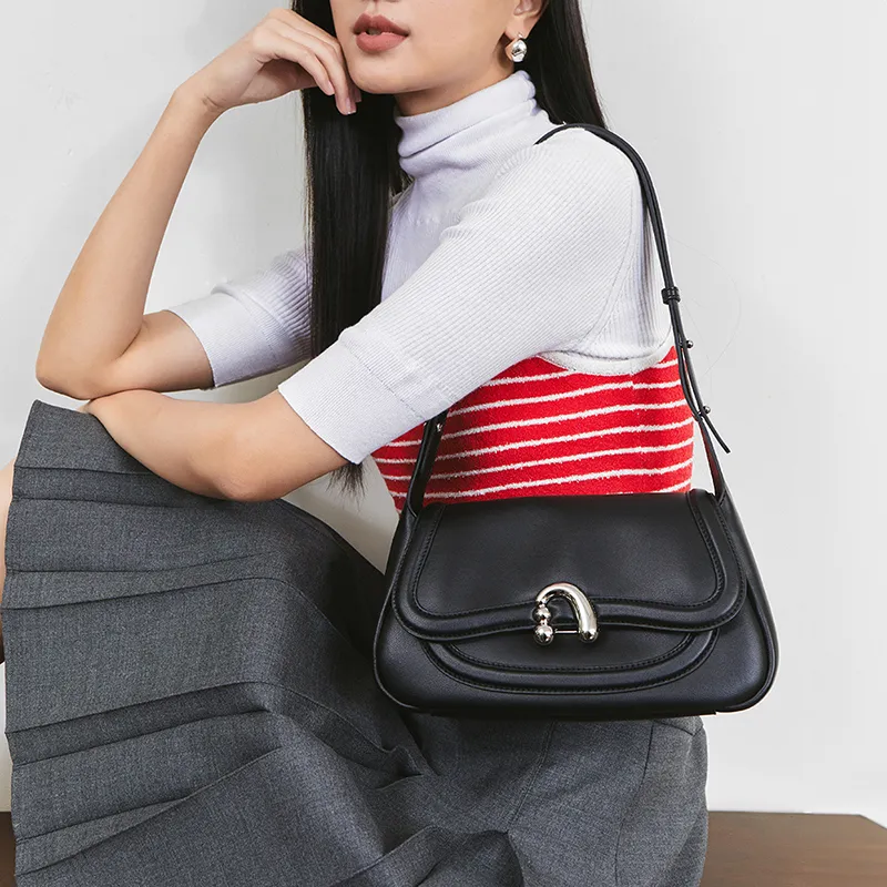 AMAZING SONG Cow Leather Nubuck Handheld Bag Saddle Bag Shoulder Bag Women's Black/White/Green/Red-9
