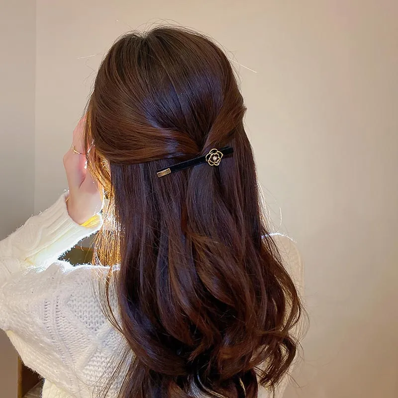 DAN DREAM Velour Hair Clips Women's-2