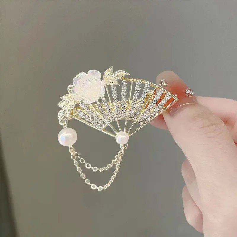 DAN DREAM Alloy Hair Clips Women's-1