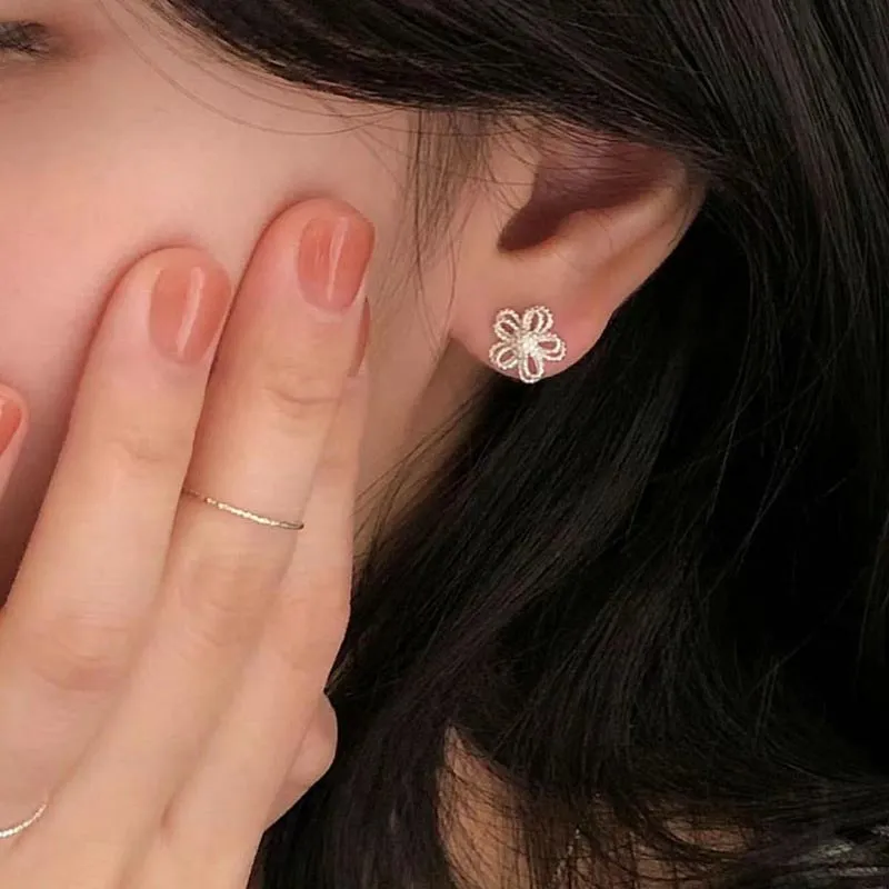 SHARK BABY S925 Silver Stud Earrings Women's-2