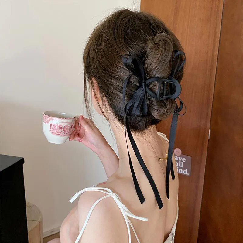 DAN DREAM Acrylic Fabric Hair Clips Women's Black-1