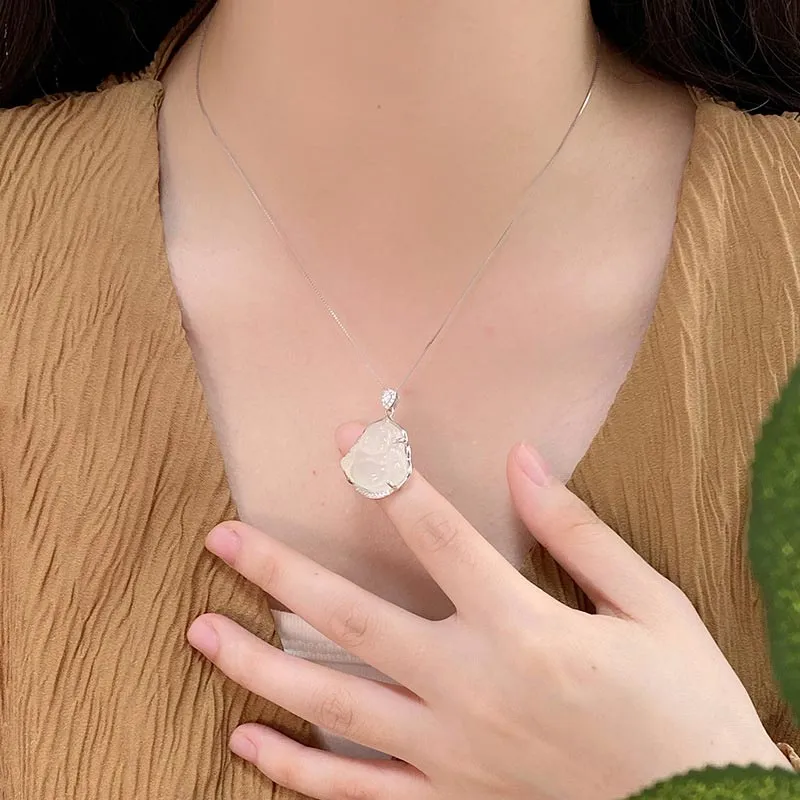 SHARK BABY Chalcedony Necklaces Women's-2
