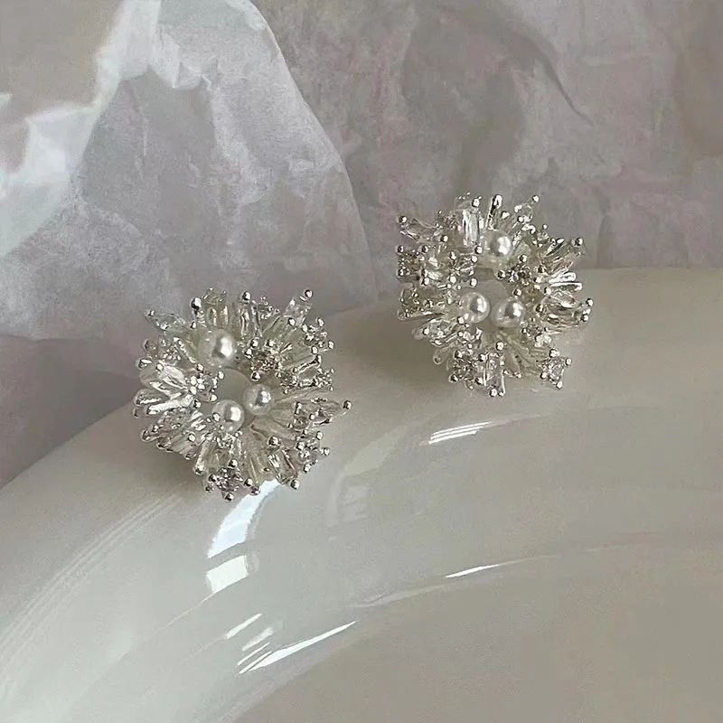 DAN DREAM Shell Pearl Pearl Earrings Women's-5