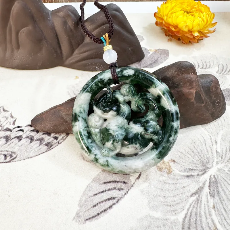 Tang Zhi Serpentine Jade Necklaces Unisex-2