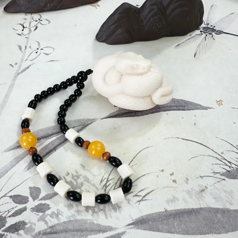 Tang Zhi Bodhi Root Ornaments Unisex-1