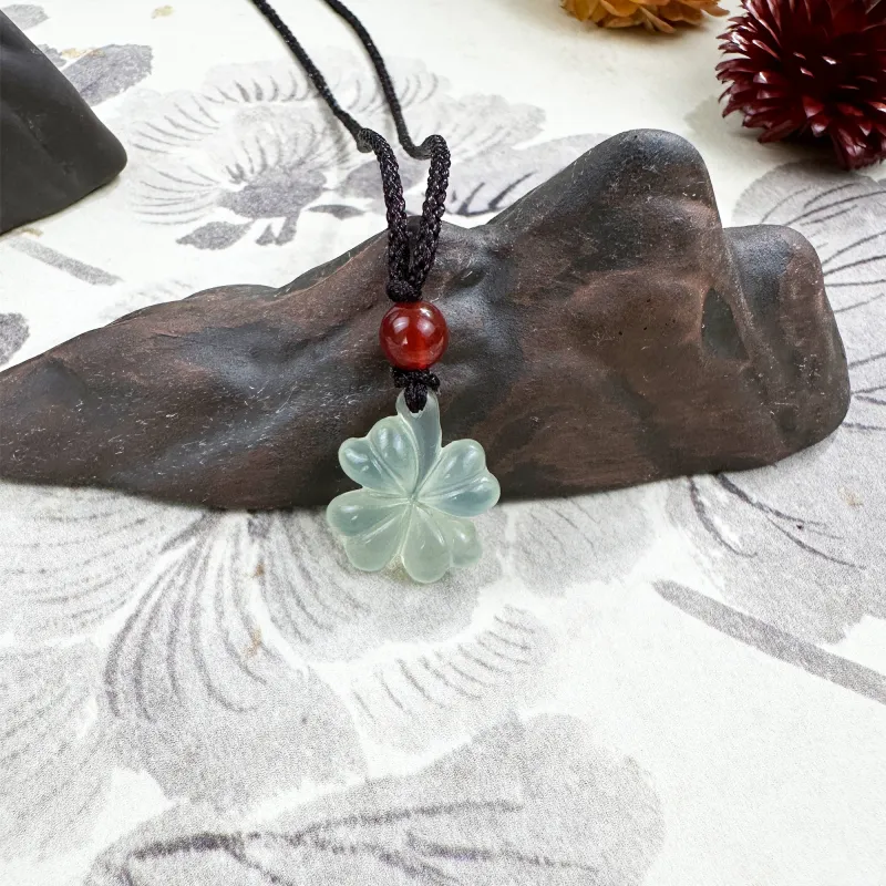 Tang Zhi Serpentine Jade Necklaces Unisex-2