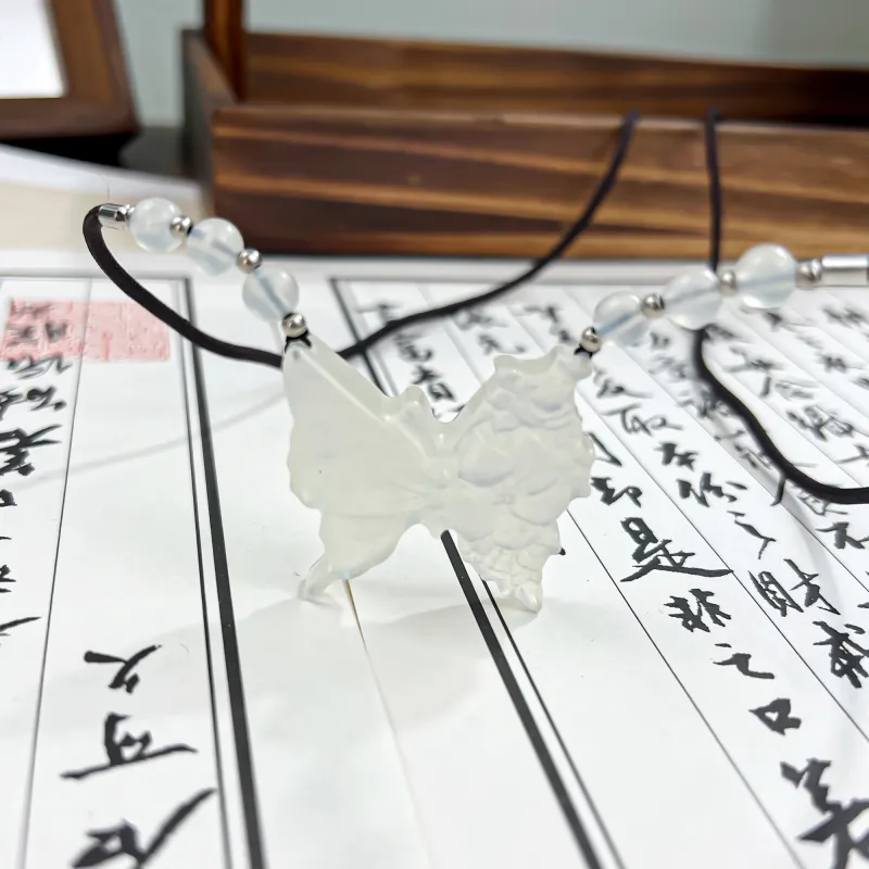 Tang Zhi Serpentine Jade Necklaces Women's-2