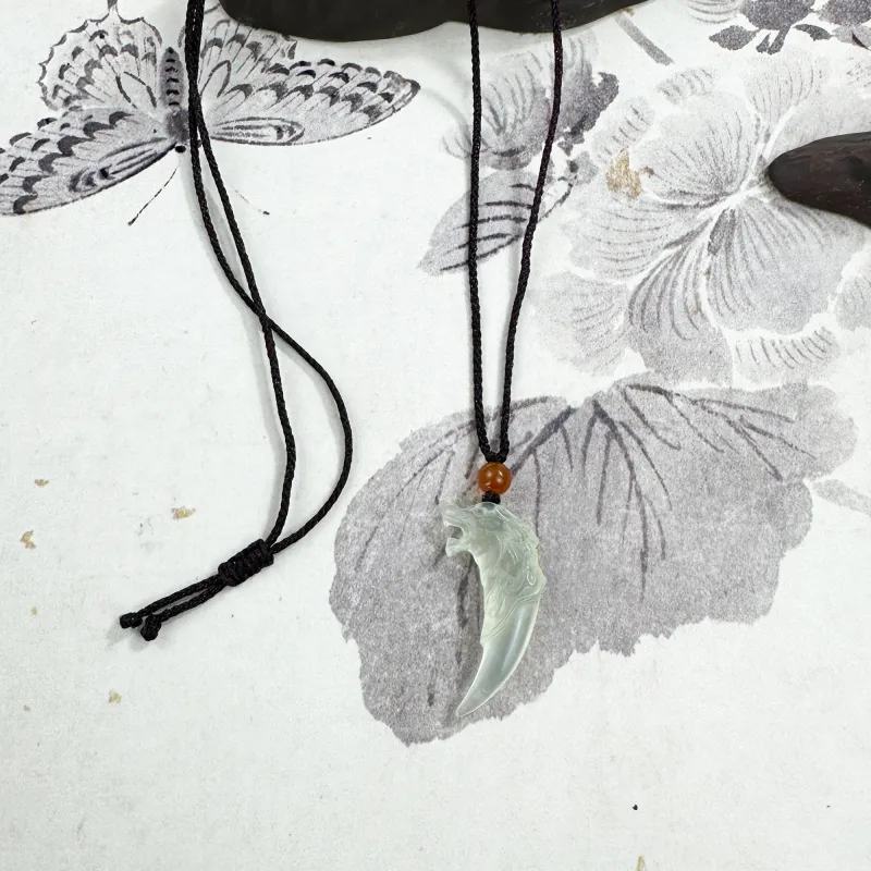 Tang Zhi Serpentine Jade Necklaces Unisex-2