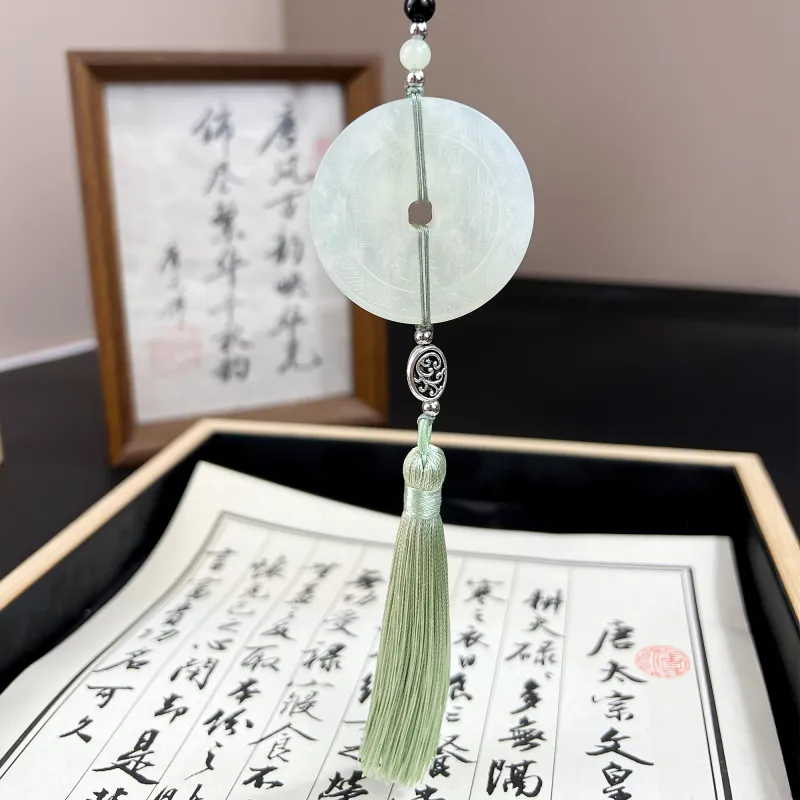 Tang Zhi Natural Serpentine Jade Necklaces Unisex-1