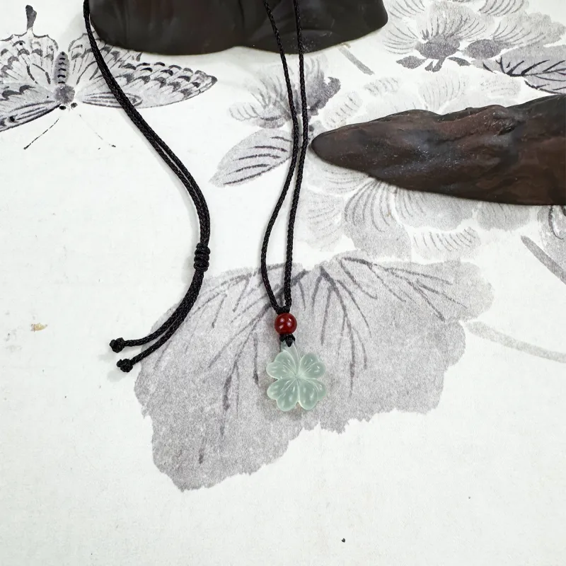 Tang Zhi Serpentine Jade Necklaces Unisex-4