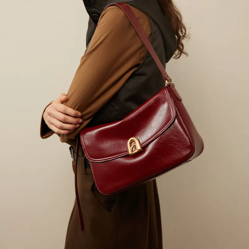 LA FESTIN Shoulder Bags-2