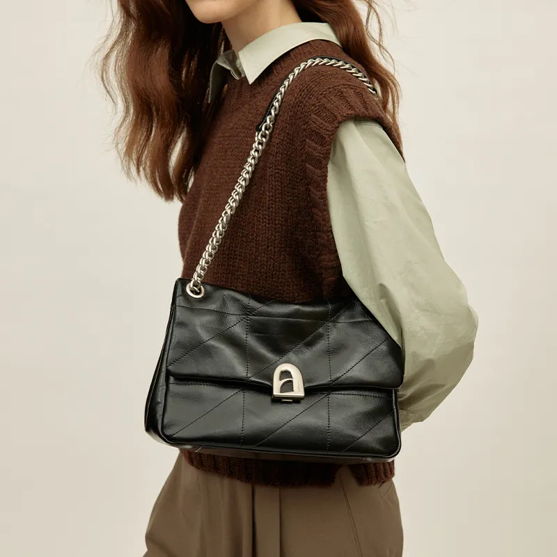 LA FESTIN Shoulder Bags-8