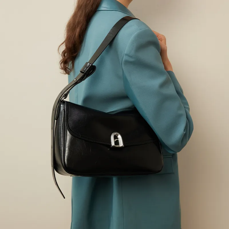 LA FESTIN Shoulder Bags-6