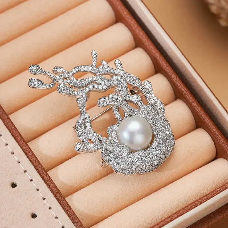 ME LUXE Pearl Brooch, Exquisite Elegance Women's-3