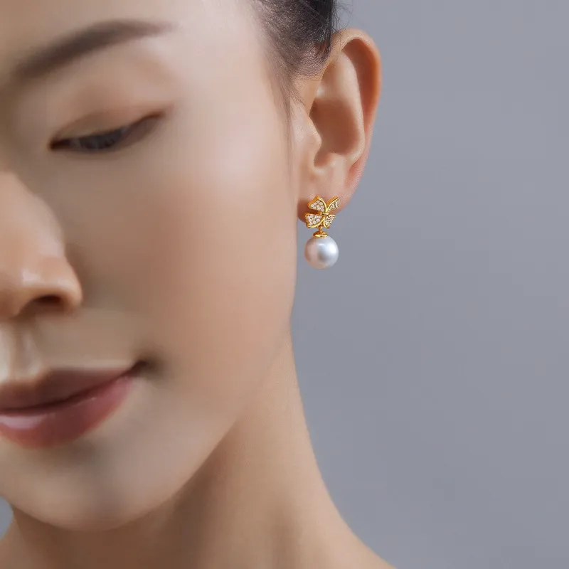 ME LUXE Pearl Hoop Earrings, Adorable Sweet Style, Classic And Versatile Women's-1