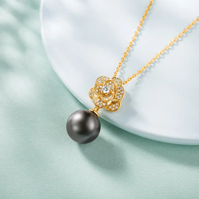 ME LUXE Pearl Pendant, Elegance Rhinestone Embellished Collarbone Chain Women's-1