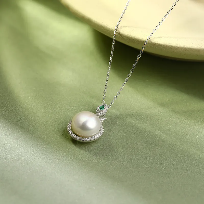 ME LUXE Freshwater Pearl Necklaces Women's-3