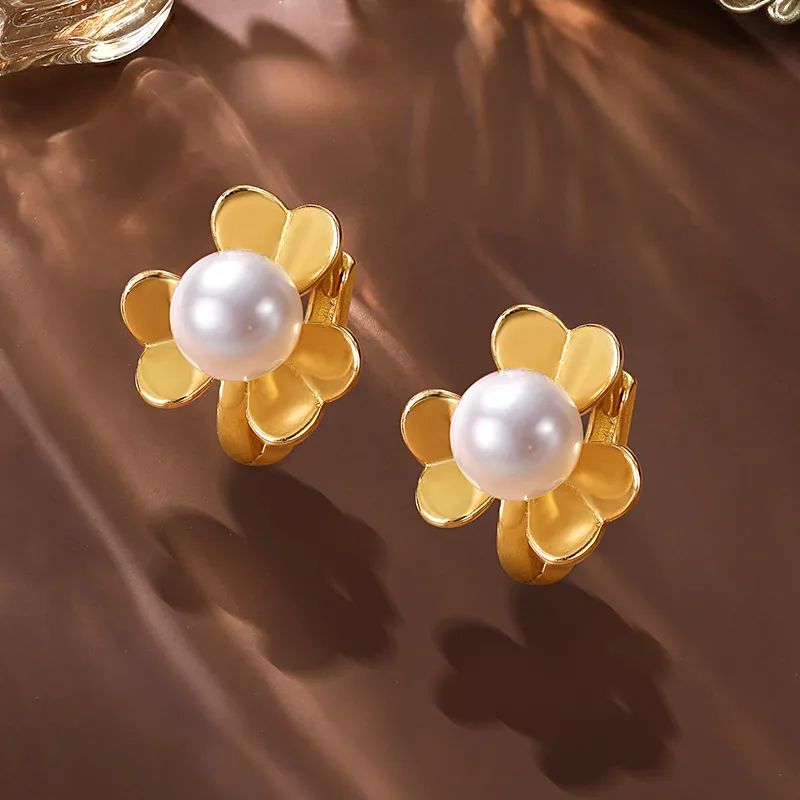 ME LUXE Pearl Earrings Women's-1